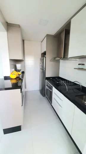 Apartamento Semi Mobiliado à Venda No Bairro De Oficinas, Com 3 Quartos