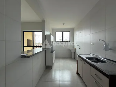 Apartamento Com 3 Quartos, Suíte E Sacada Com Churrasqueira Em Uvaranas