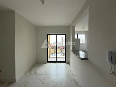 Apartamento Com 3 Quartos, Suíte E Sacada Com Churrasqueira Em Uvaranas