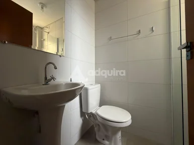 Apartamento Com 3 Quartos, Suíte E Sacada Com Churrasqueira Em Uvaranas