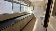 <strong>Apartamento SEMI MOBILIADO à venda. Com 3 quartos (um deles </strong>