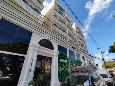 <strong>Apartamento à venda no Edifício Residencial Visconde, com 3 </strong>