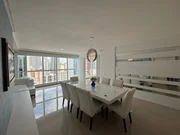 <strong>Apartamento de Luxo com Vista para o Mar - Andar Alto em Ita</strong>