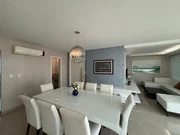 <strong>Apartamento de Luxo com Vista para o Mar - Andar Alto em Ita</strong>