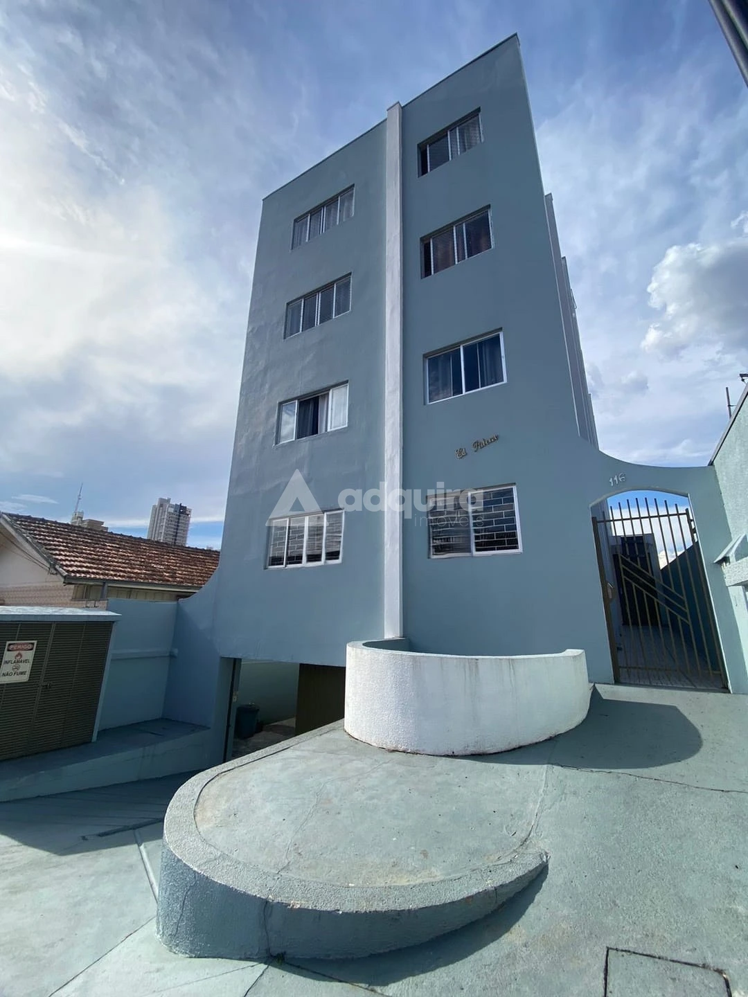Amplo Apartamento Com Suíte E Vaga De Garagem - Centro - Ponta Grossa