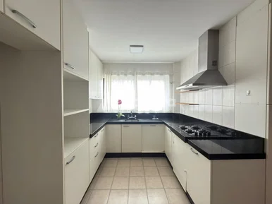 Apartamento Amplo De 3 Quartos Com Suíte No Estrela