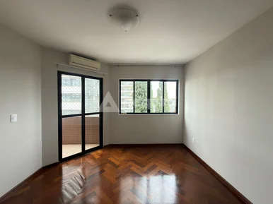 Apartamento Amplo De 3 Quartos Com Suíte No Estrela