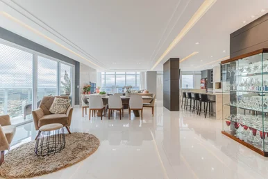 Apartamento à Venda No Edifício Cote D'azur, C/4 Súites, 6 Banheiros E 3 Vagas