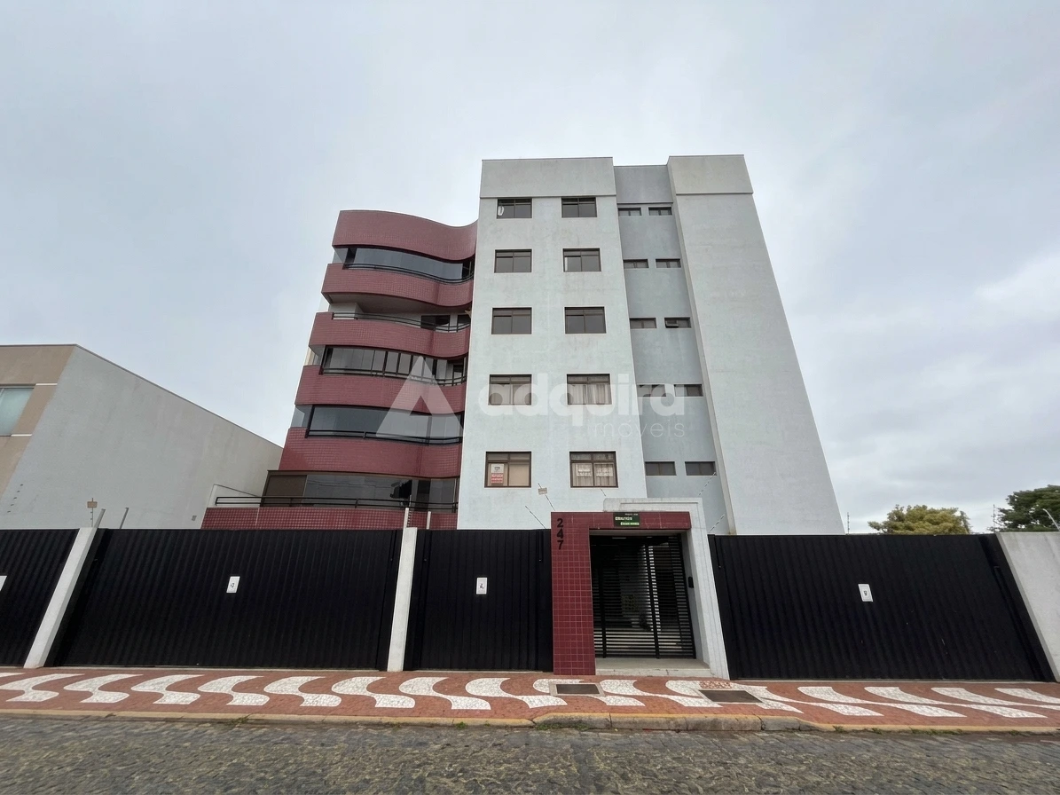 Apartamento De 2 Quartos Com Móveis Planejados E Churrasqueira ? Nova Rússia