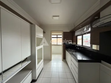 Apartamento De 2 Quartos Com Móveis Planejados E Churrasqueira ? Nova Rússia