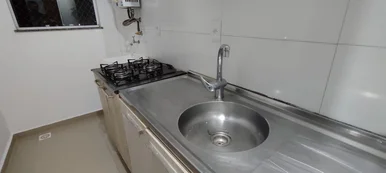 Apartamento Para Locação 2 Quartos, 1 Banheiro, 1 Vaga -  Uvaranas