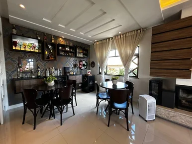 Apartamento à Venda, Mobiliado, Av. Anita Garibaldi, 03 Quartos (02 Suítes), 03 