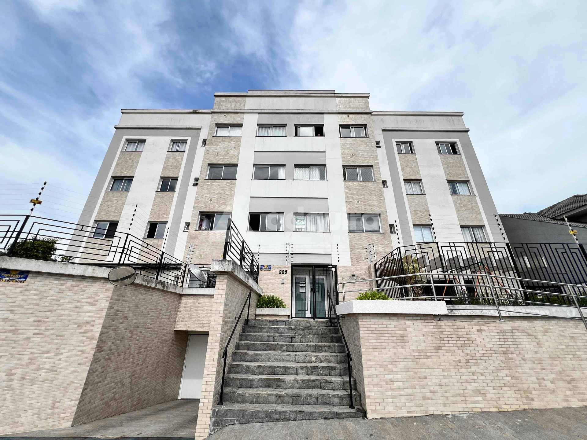 Apartamento Semi-mobiliado Para Locação E Venda - Jardim Carvalho, Ponta Grossa