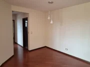 <strong>Apartamento à Venda com 2 quartos + 1 suíte e 1 vaga.  Local</strong>