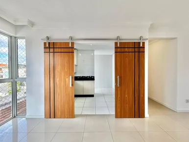 Apartamento à Venda - ótima Localização - 03 Quartos (01 Suíte), 02 Banheiros, 0