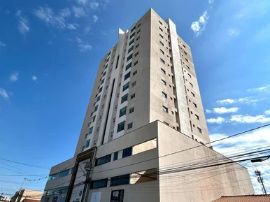 Apartamento à Venda, Ed. Mont Pellier, Andar Alto, 2 Vagas De Garagem
