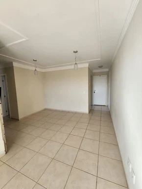 Apartamento à Venda, Uvaranas, Ponta Grossa, Pr