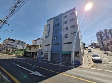 <strong>Apartamento mobiliado à venda, Centro, Ponta Grossa, PR</strong>