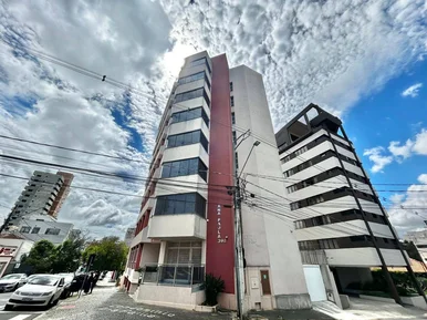 <strong>SOMENTE PERMUTA! Apartamento Semimobiliado, com 233,73 m² de</strong>