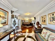 <strong>SOMENTE PERMUTA! Apartamento Semimobiliado, com 233,73 m² de</strong>