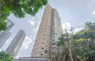 <strong>Apartamento à venda, Campo Comprido, Curitiba, PR</strong>
