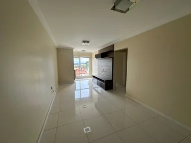 Apartamento à Venda Com 2 Quartos E 2 Vagas De Garagem