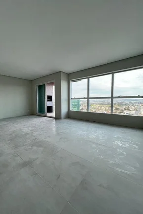 Apartamento à Venda, Uvaranas, Ponta Grossa, Pr