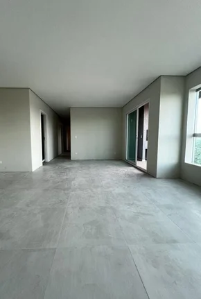Apartamento à Venda, Uvaranas, Ponta Grossa, Pr