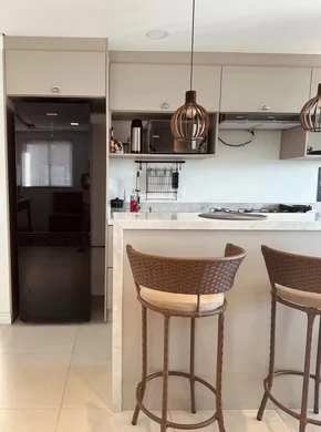 Apartamento à Venda 1 Quarto 1 Vaga De Garagem -  Uvaranas, Ponta Grossa