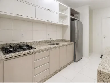 Apartamento Semimobiliado Com 3 Quartos, Suíte E 2 Vagas Próximo à Unicesumar E