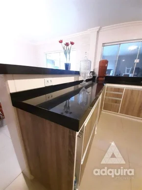 Casa à Venda 2 Quartos, 1 Suite, 2 Vagas, 110m², Oficinas, Ponta Grossa - Pr