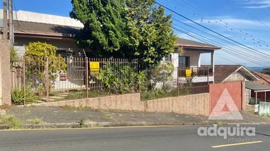 <strong>Casa para venda com 3 Quartos, 1 Suite, 2 Vagas, 232M², Cent</strong>