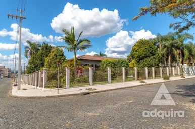Casa à Venda 4 Quartos, 2 Suites, 6 Vagas, 924m², Centro, Ponta Grossa - Pr