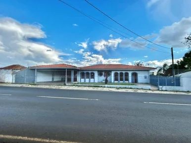 <strong>IMÓVEL COMERCIAL - Venda - Próximo ao Chafariz da Av. Genera</strong>