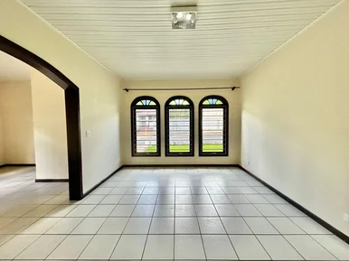 Imóvel Comercial - Venda - Próximo Ao Chafariz Da Av. General Carlos Cavalcanti,