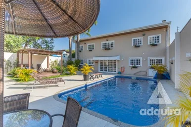 <strong>Casa à venda 4 Quartos, 1 Suite, 5 Vagas, 630M², Jardim Carv</strong>