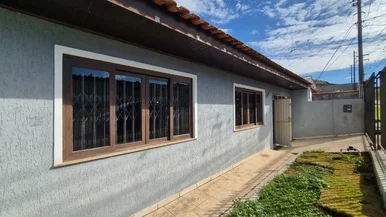 <strong>Casa à venda e locação com 3 Quartos, 1 Suite, 2 Vagas, 217M</strong>