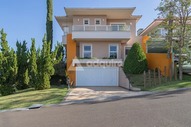 Casa à Venda 6 Quartos, 4 Suites, 3 Vagas, 653.45m², Jardim Carvalho