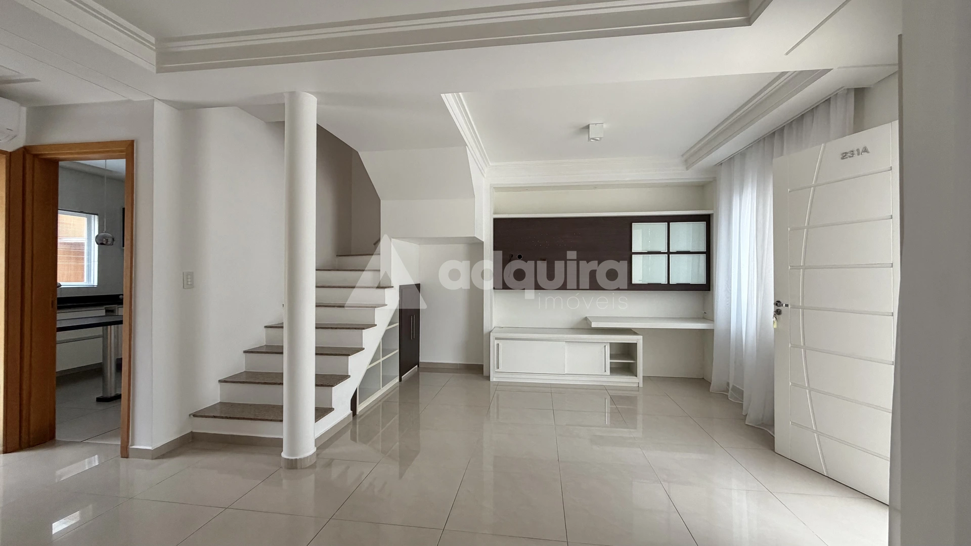 Sobrado Semimobiliado Para Venda 3 Quartos, 1 Suite, 2 Vagas, Jardim Carvalho,