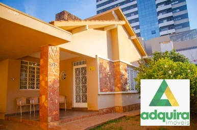 <strong>Casa à venda 4 Quartos, 3 Suites, 4 Vagas, 495M², Centro, Po</strong>