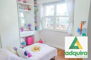 Casa à Venda 4 Quartos, 3 Suites, 4 Vagas, 495m², Centro