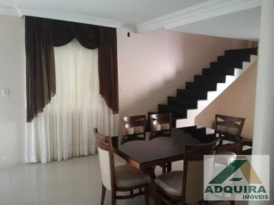 Casa à Venda 5 Quartos, 3 Suites, 10 Vagas, 520m², Centro