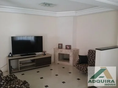 Casa à Venda 5 Quartos, 3 Suites, 10 Vagas, 520m², Centro
