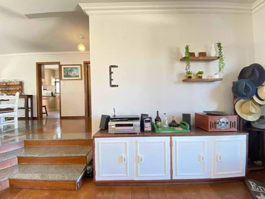 Sobrado Mobiliado Para Locação, 4 Quartos(sendo 2 Suítes) 5 Vagas, 350m²