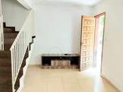 <strong>Casa à venda 3 Quartos, 1 Vaga, 80M², Jardim Carvalho, Ponta</strong>