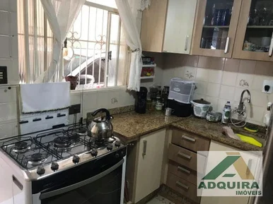 Casa à Venda 3 Quartos, 1 Suite, 2 Vagas, 330m², Estrela