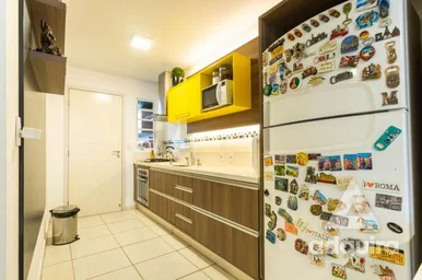 Casa Para Venda Com 3 Quartos, 1 Suite, 2 Vagas, 153.83m², Jardim Ibirapuera