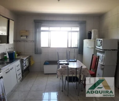 Casa à Venda 3 Quartos, 2 Vagas, 214m², Chapada