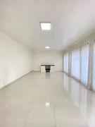 <strong>Casa comercial à venda 3 Quartos, 1 Suite, 2 Vagas, 545M², C</strong>