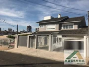 <strong>Sobrado para Venda e Locação Mobiliado de Alto Padrão com Pi</strong>